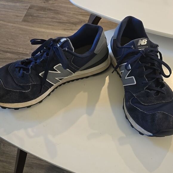New Balance Men's Navy Sneakers size 12 mens - Picture 5 of 7